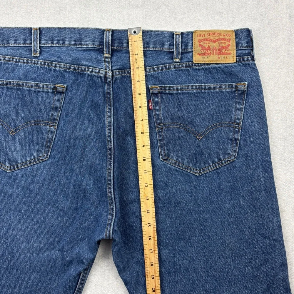Levis 505 Mens 44x30 Regular Fit Straight Leg Medium Wash Blue Denim Jeans 44